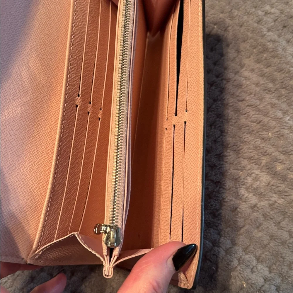 Louis Vuitton louis vuitton